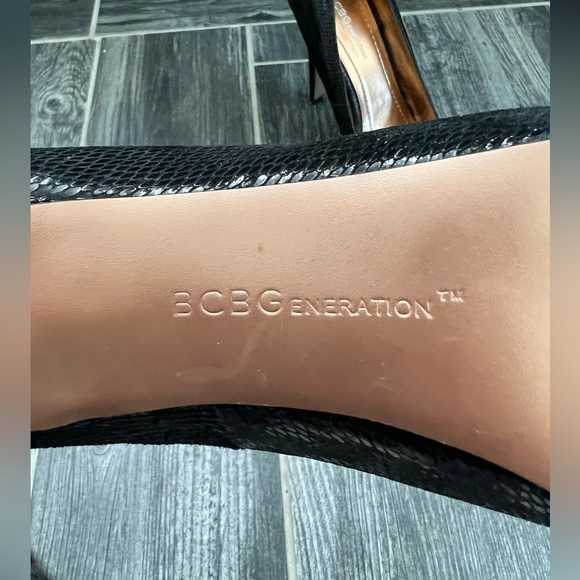 BCBGeneration Black Leather Heels - Picture 7 of 9